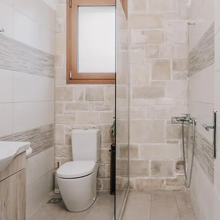 Guince House By About Paxos Οζιάς