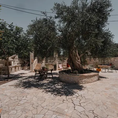 Apartamento Guince House By About Paxos Oziás